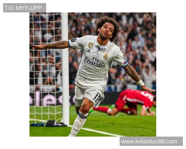 退役足球巨星身材走样难逃发福困境再度引发球迷热议 退役足球巨星身材走样难逃发福困境再度引发球迷热议